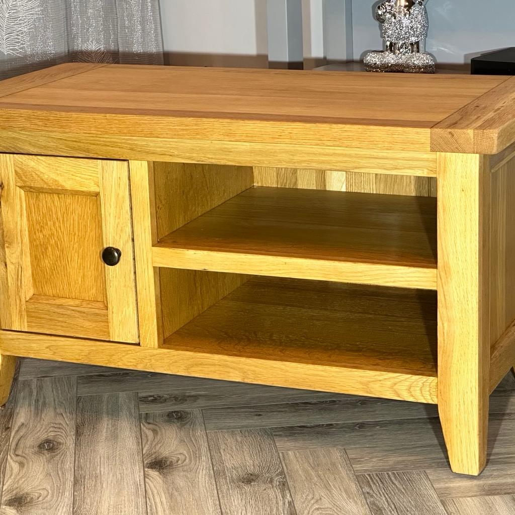 solid-oak-tv-unit-in-dy1-dudley-f-r-100-00-zum-verkauf-shpock-at