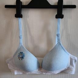 Pack of 3
Colour : 2 sky/light blue, 1 Grey 
Girl's/women's Bra non-magnetic and steel-rimless Non wired paded bra Beautiful, Fashion, Trending
Deep V sexy look bra , Adjustable