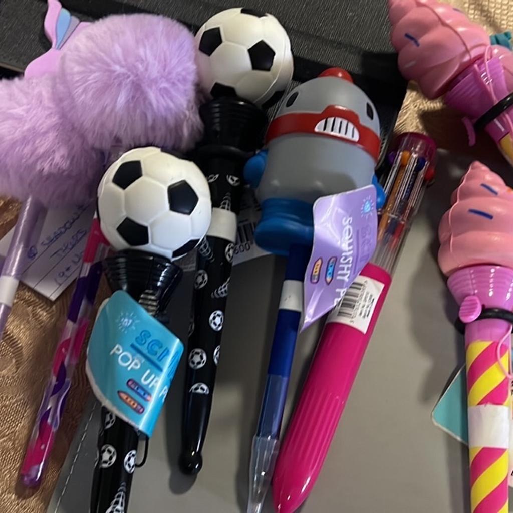 Have 3 pens/ pencils with pink gems on end kids pens unicorn Pom pom Pom pens /robot pens ect and key rings prices start from £3
Or offer for all