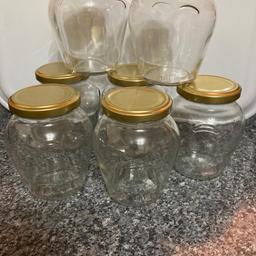 x7 medium jars / pots with gold metal lids.
Size: 
Top Diameter: 6 1/2cm
Widest Diameter: 10cm
Height: 10 1/2cm
Please have a look at my other items for a bargain.