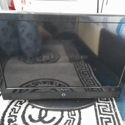 26inch TV 
fully working 
controls a bit sensitive(will work when they want) but has buttons on side on TV 
pick up chertsey