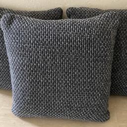 Dark grey set of 3 cushions
Complete with inserts
Approx 14”x14”
Collection only