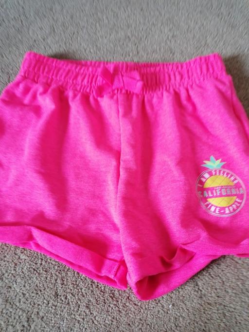 Buy & Sell Tyne and Wear Sunderland - Photos for bright pink shorts