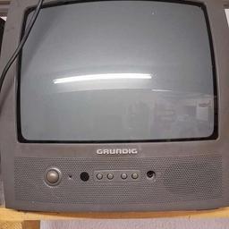 Verkaufe tragbaren Fernseher, Grundig P37838 Color TV, mit Fernbedienung und Bedienungsanleitung, Top-Zustand.
