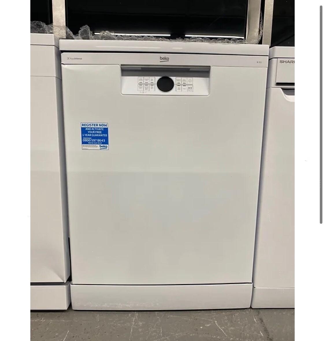 170) GRADED BEKO FULL SIZE DISHWASHER in Wv10 9ds Wolverhampton for £