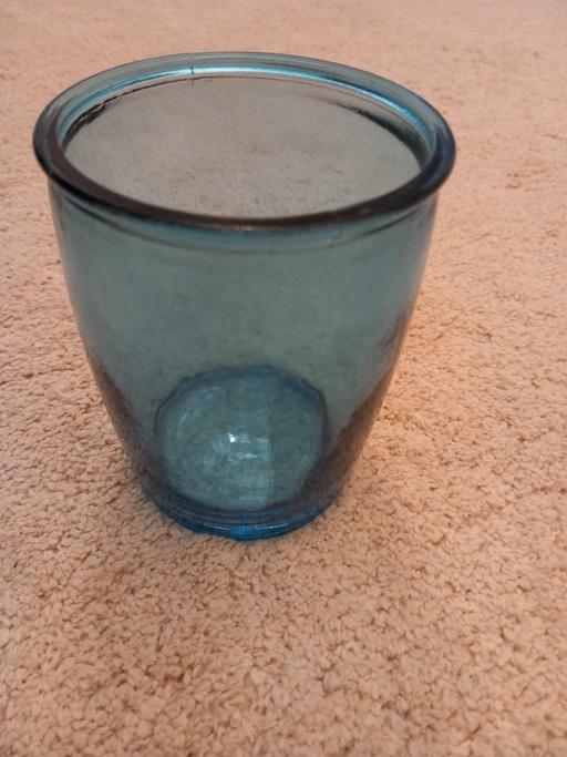 Buy & Sell Surrey Guildford - Photos for Turquoise glass candle/tea light holder