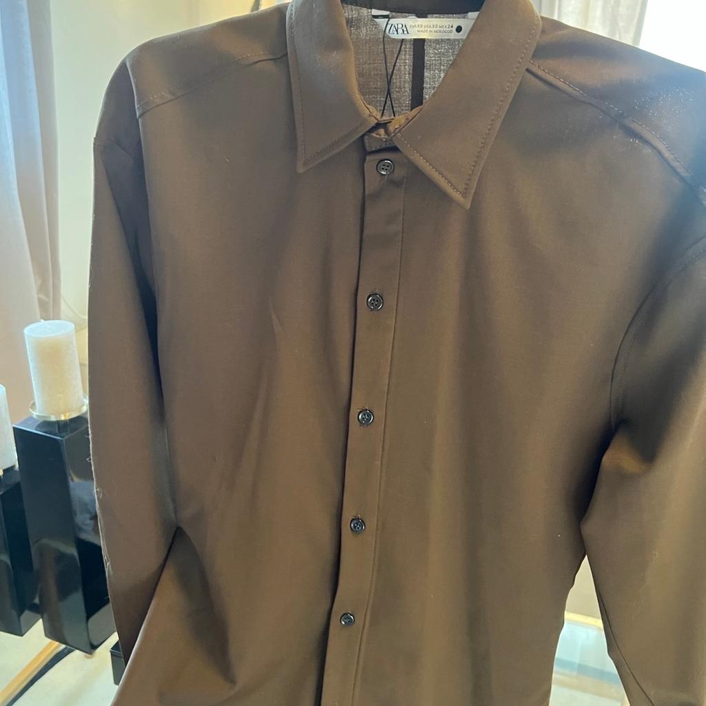 Taillierte Bluse von ZARA

Gr XS

Farbe braun

Np 25,95€

Zustand ungetragen

Versand möglich muss aber vom Käufer selbst übernommen werden