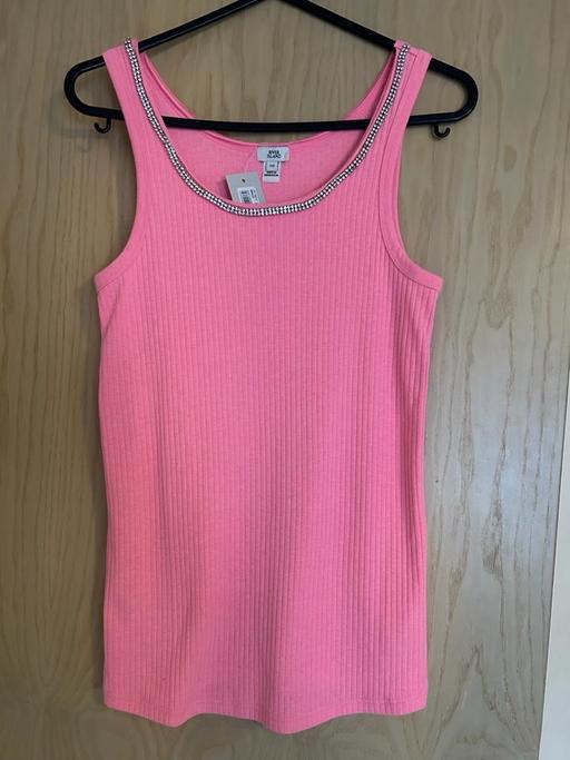 Buy & Sell Essex Chelmsford - Photos for New neon pink crystal top