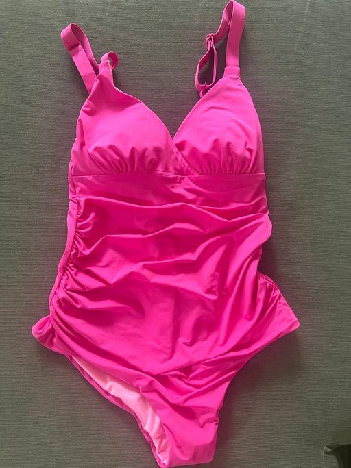 Buy & Sell South East London Woolwich - South East London - Photos for Swimsuit