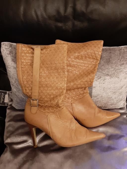 Buy & Sell West Midlands Dudley - Photos for Tan leather cowboy type heeled boots size 4