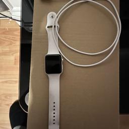 Apple Watch Series 3 only worn a few times has a light scratch on screen don’t use it no more £80.00 Ono or swaps
Could do with a new strap has I used for work
