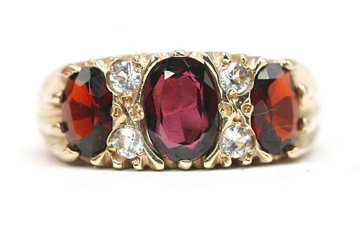 Buy & Sell South Yorkshire Sheffield - Photos for Superb 9ct gold Garnet and CZ dress ring