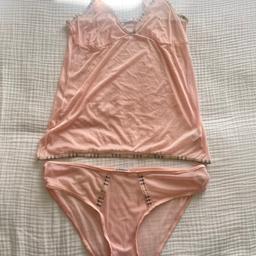 Vintage Burberry lingerie set
Bought in leeds Harvey Nichols like 22 years ago
Just sat in a drawer unused so decided to sell for holiday funds
Was worn once it doesn’t suit me
Only kept it for so long because it cost so much originally 😂
Tops a M 
Bottoms a S 
Fits 8-10 
