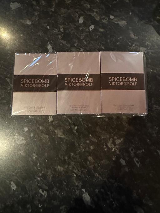 Buy & Sell West Yorkshire Bradford - Photos for Viktor & Rolf Spicebomb Sample Bundle