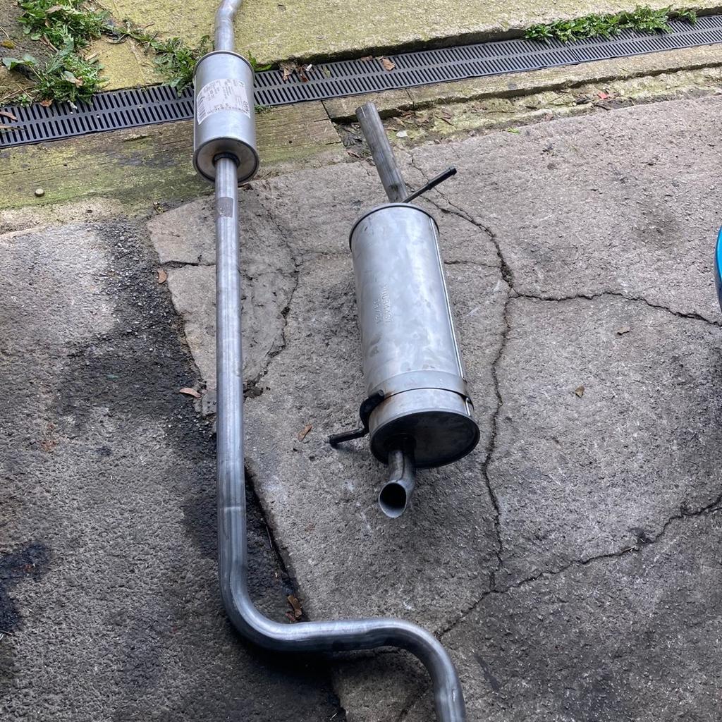 Brand new just bought complete exhaust for Peugeot 207 may fit others bought on 20 3 2023 fit on car turned car on drove out of garage unfortunately cam belt snapped car has now been scrapped I payed £140 for it so not takin any less than £90 so pls don’t waste my time askin best price as I won’t answer collection only