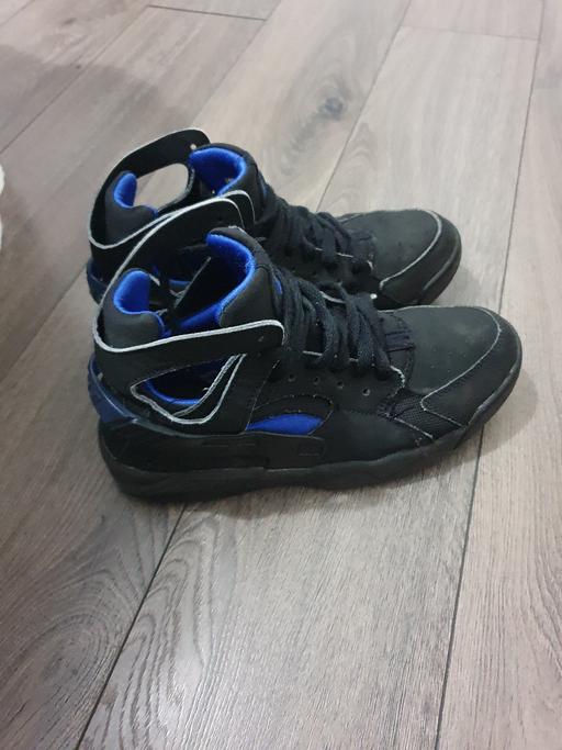 Buy & Sell South East London Coombe - Croydon - Photos for Nike hurache trainers size 5