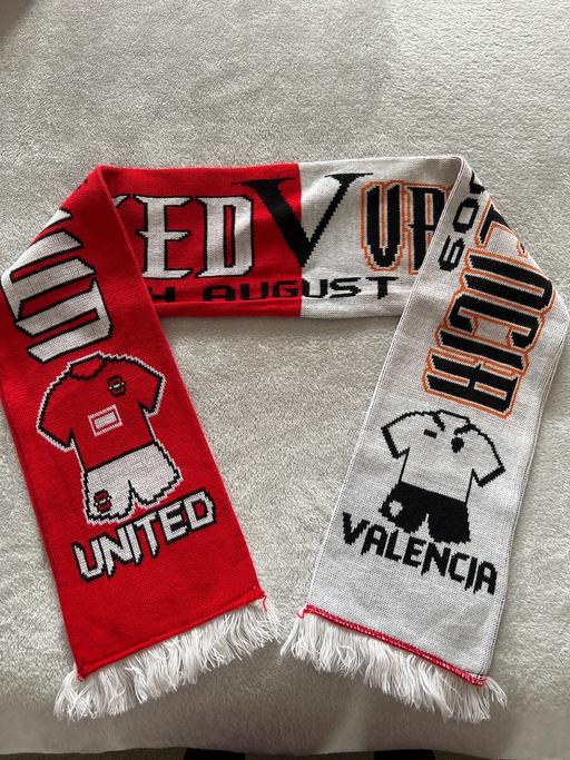 Buy & Sell West Yorkshire Wakefield - Photos for Manchester United Scarf Memorabilia Valencia