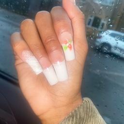 BellaGraes Mobile Nail Salon works around your schedule, our business model is designed for the busy mothers, dutiful carers, the disabled and the elderly. We clean to reach as many gems and make them absolute diamonds one nail appointment at a time💅🏾💅🏼 our prices and call out fee both start from as little as £10.