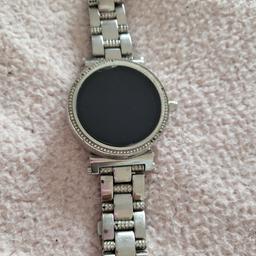 Michael Kors DW4C Smartwatch in LU2 Luton for £ for sale | Shpock