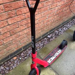 Zinc off road scooter solidly made tyres hold air rear foot brake.
Good condition as hardly used.
£15
Pick up only from scholar green