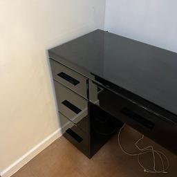 Next High gloss black dressing table with 6 side drawers and 1 under desk drawer. Used but great condition 
Glass table 
Measures:
120cm wide
81cm high 
44cm depth 

Collection only