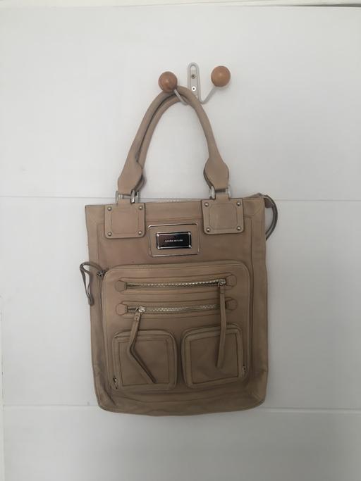 Buy & Sell Barking and Dagenham Rush Green - Barking and Dagenham - Photos for Karen Millen Beige Bag and leather.