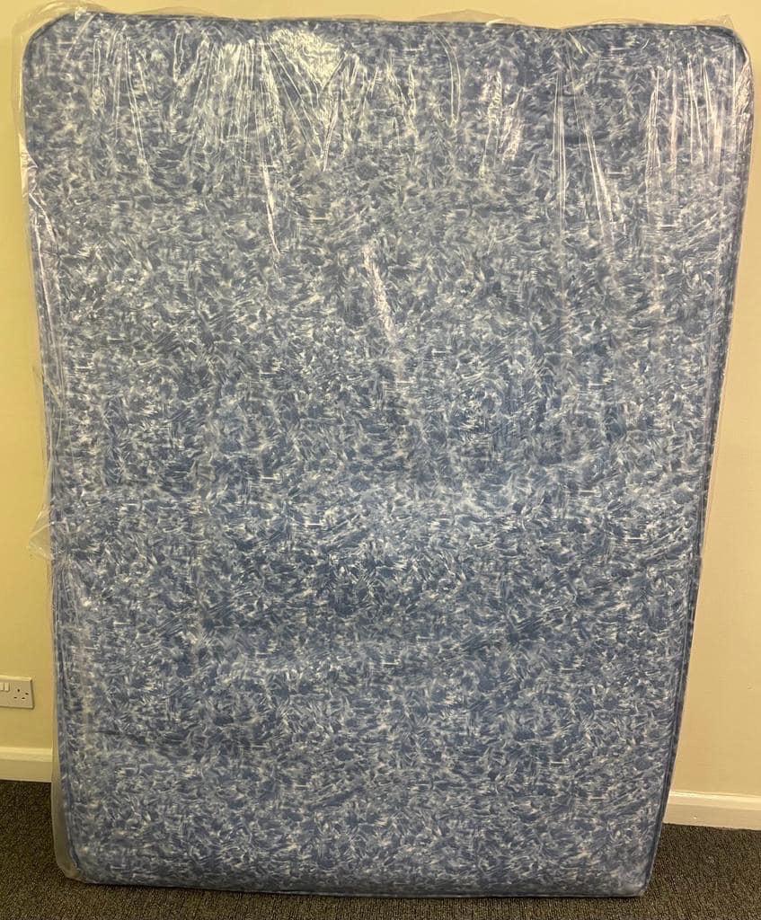 4 FOOT WATERPROOF MATTRESS in S62 Parkgate für £ 150,00 zum Verkauf