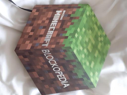 Buy & Sell Worcestershire Bromsgrove - Photos for Minecraft Blockopedia Book