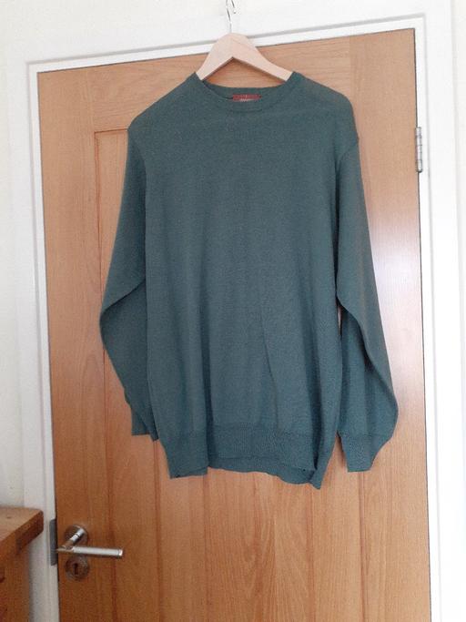 Buy & Sell West Midlands Dudley - Photos for Jumper