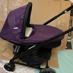 *REDUCED* Joie chrome stroller and carry cot
In excellent condition well looked after.
Rear and forward facing seat.
Carry cot is brand new never been used. Footmuff and raincover included.
Can also be purchased seperately.
Stroller-£90
Carry cot (new) -£40

Collection only from PR1.