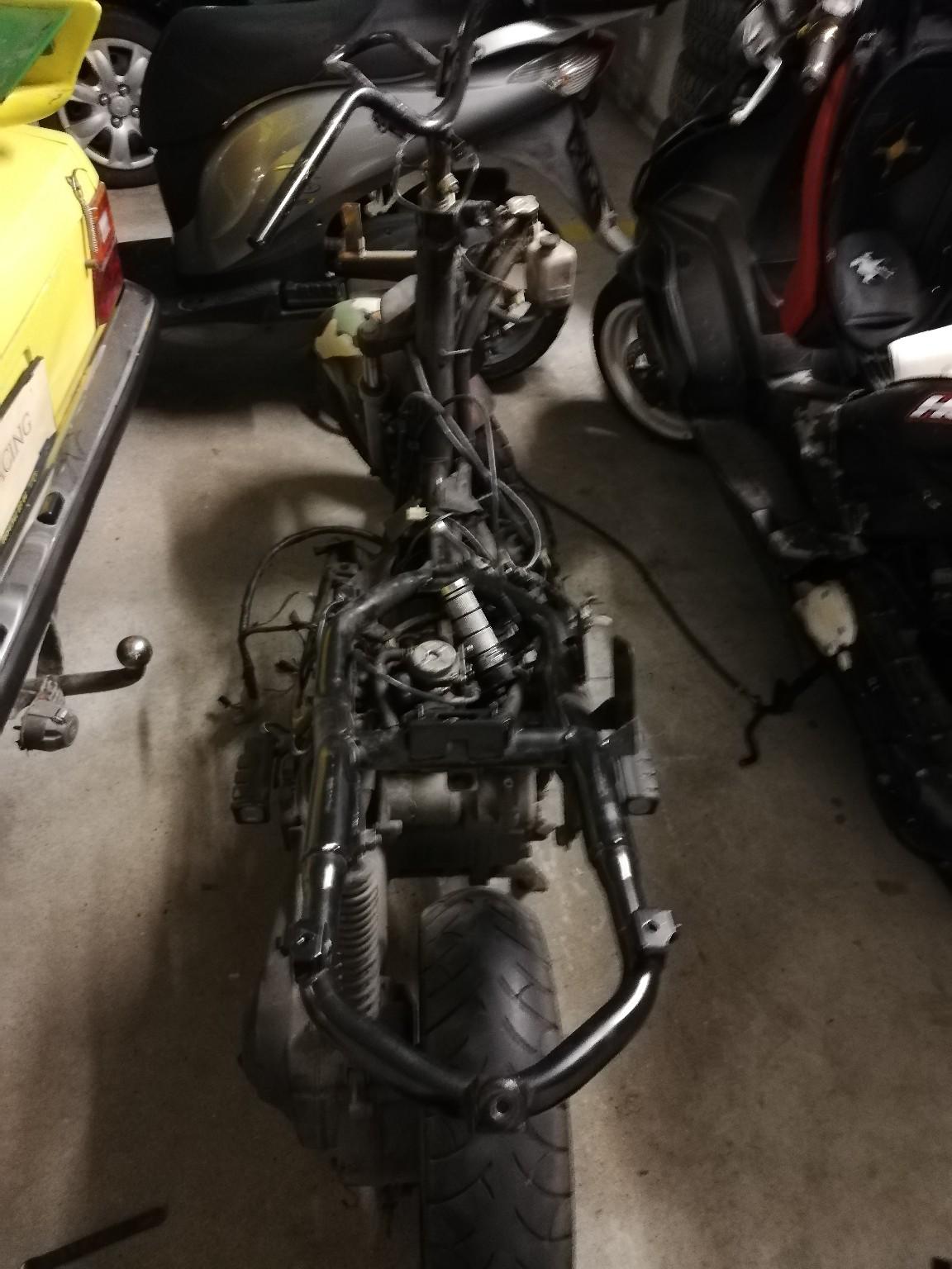 Honda jf07 in 5020 Salzburg for €10.00 for sale | Shpock