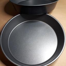 2 x 10" cake sandwich tins. used but in excellent condition.