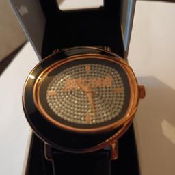 1 gents and 1 ladies cavelli fashion watches. New boxed  price is for the pair.