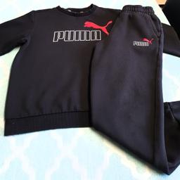 Puma Boys Tracksuit.
Size 11/12 years ( runs small more like a size 10/11 Years)
Black
Sweatshirt with cuffed joggers
Puma logo detail across front of chest
Pockets
Worn a couple of times
In Excellent Condition
Collection Only