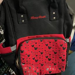 Selling a Mickey Mouse changing bag used for about 3 months if that
Comes with a plug in car bottle warmer
And a mamia changing mat if wanted see picture available
Bag cost me £60