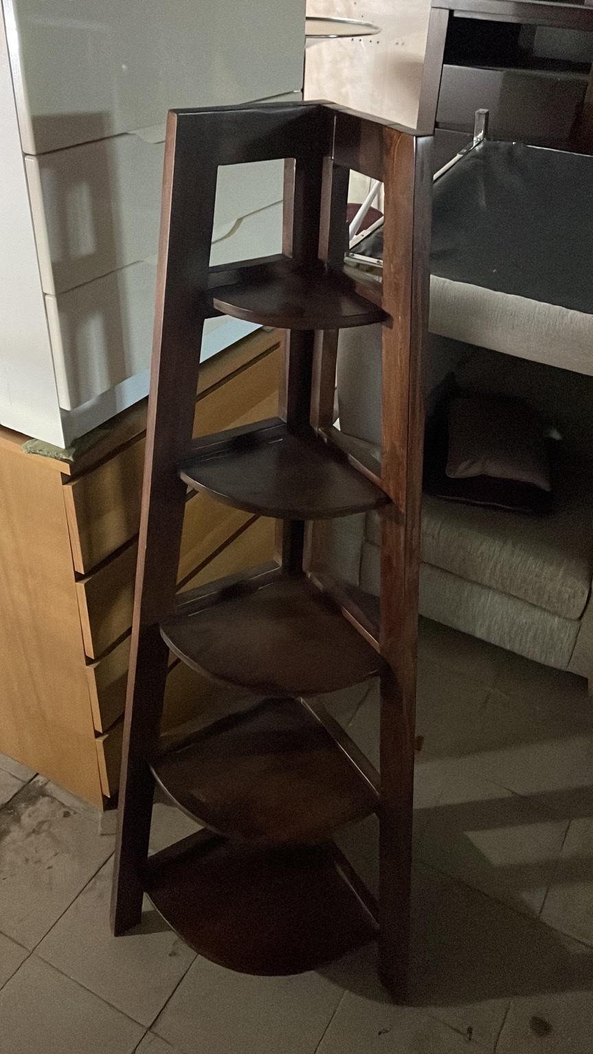 Fulton Corner Ladder Shelf in SW11 London Borough of Wandsworth für 50