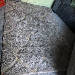 Large grey rug with ochre pattern, 230x170 bought from dunelm, excellent quality
