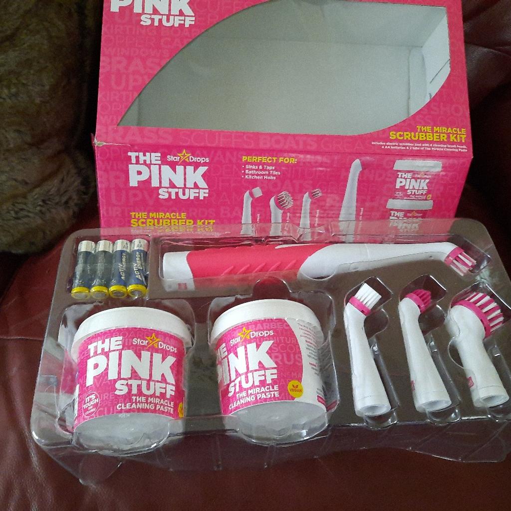 BNIP The Pink Stuff miracle scrubber kit in WA10 Helens for £9.00 for