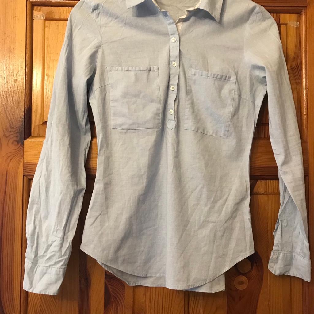 Zara powder blue shirt, sleeves can be worn long or short as per picture

Size s

Unwanted