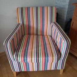 Sehr gut erhaltener Sessel von Ikea, Bezug waschbar, Holzfüße.