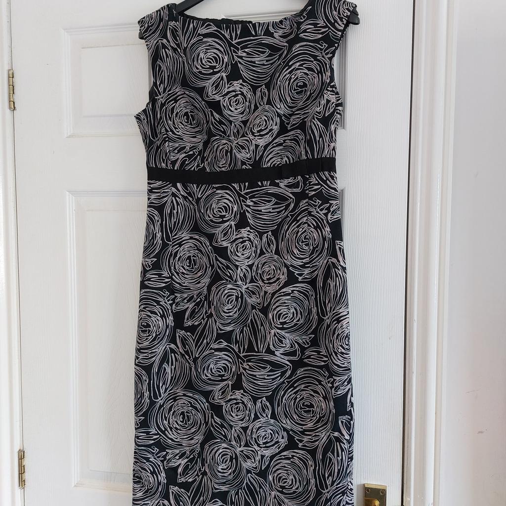 dorothy perkins dress worn a couple of times small size 12