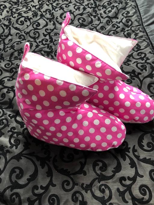 Buy & Sell Warwickshire Nuneaton and Bedworth - Photos for Padded slippers/house shoes