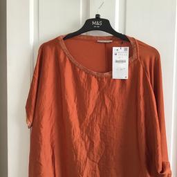 Ladies BNWT orange top from Zara
Size medium 
Pet and smoke free home