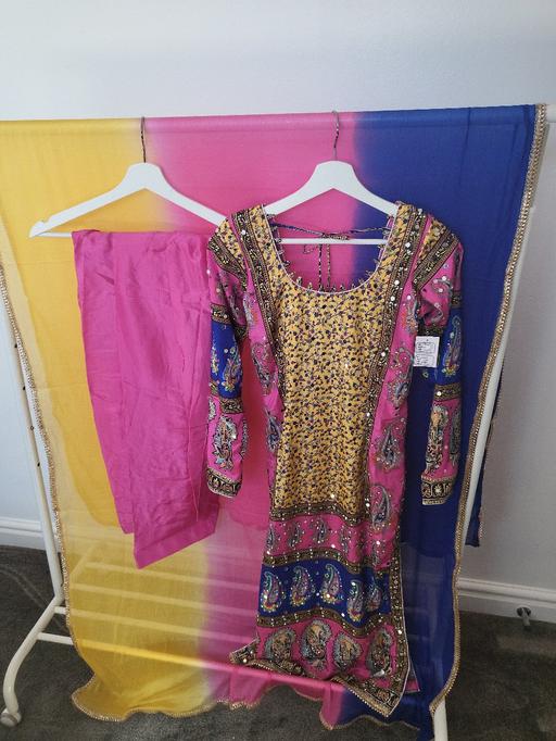 Buy & Sell West Midlands Sandwell - Photos for Pakistani Style suit