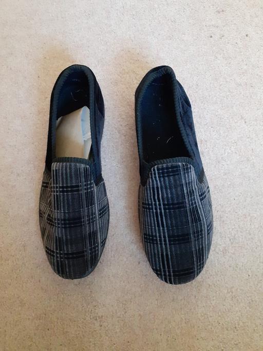 Buy & Sell Worcestershire Malvern Hills - Photos for MENS SLIPPERS - BRAND NEW - IDEAL XMAS PRESEN