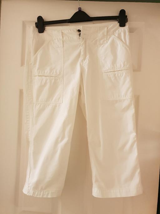 Buy & Sell Nottinghamshire Gedling - Photos for Calvin Klein Cropped White Trousers size 10