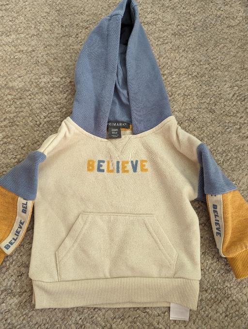 Buy & Sell South West London Norbury - South West London - Photos for 3-6 month hoodie