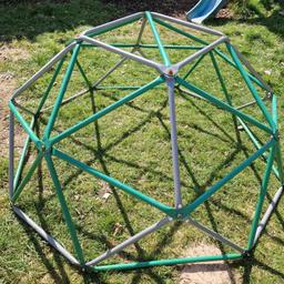 Plum Deimos Metal Dome Climbing Frame.

Depth and width 190cm
Heigth 84cm

This will be dismantled for collection. no box but instructions included.