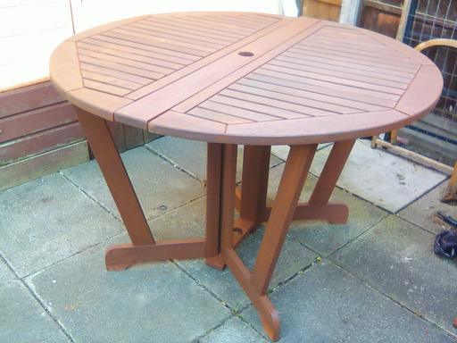 Buy & Sell North Northamptonshire Kettering - North Northamptonshire - Photos for Berwick style double drop leaf garden table