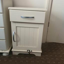 White small 2 drawer storage unit
Can be used as a bedroom side table or for bathroom storage
In good condition, except for a slight faded mark at the back board 
strong & sturdy, quite heavy
£20